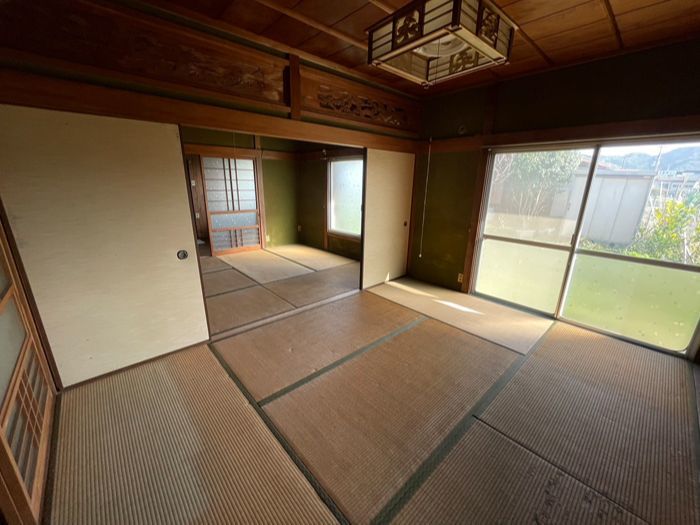 上富田町売中古住宅　朝来