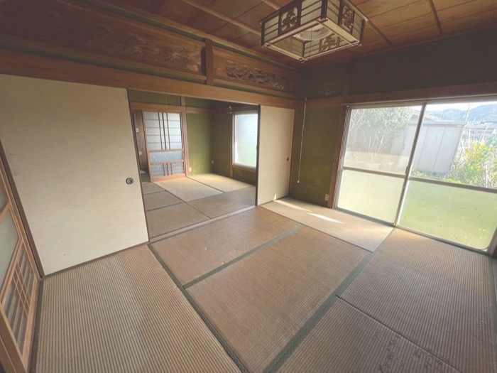 上富田町売中古住宅　朝来