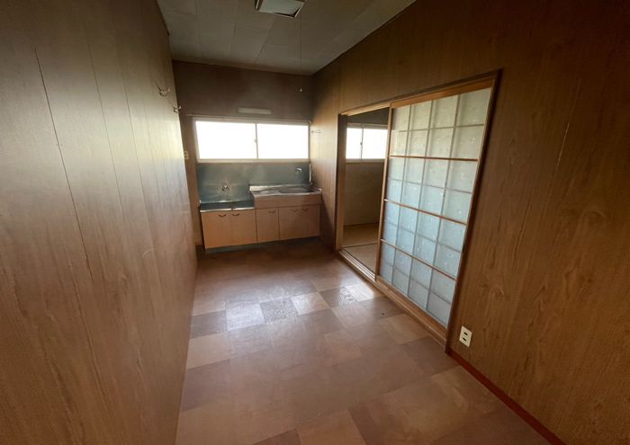 上富田町売中古住宅　朝来