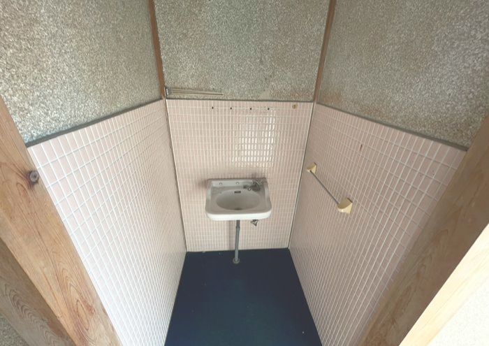 上富田町売中古住宅　朝来