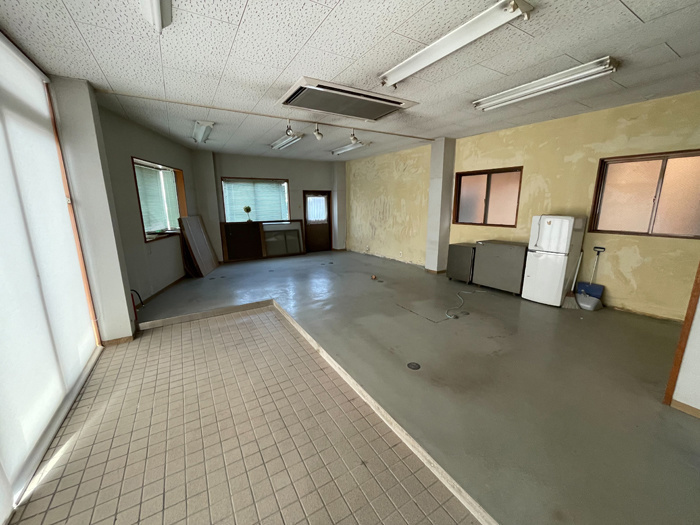 田辺市売店舗付中古住宅　磯間