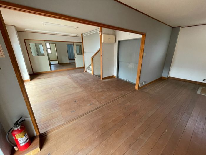 田辺市売店舗付中古住宅　磯間