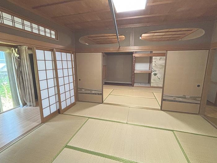 上富田町売中古住宅　朝来